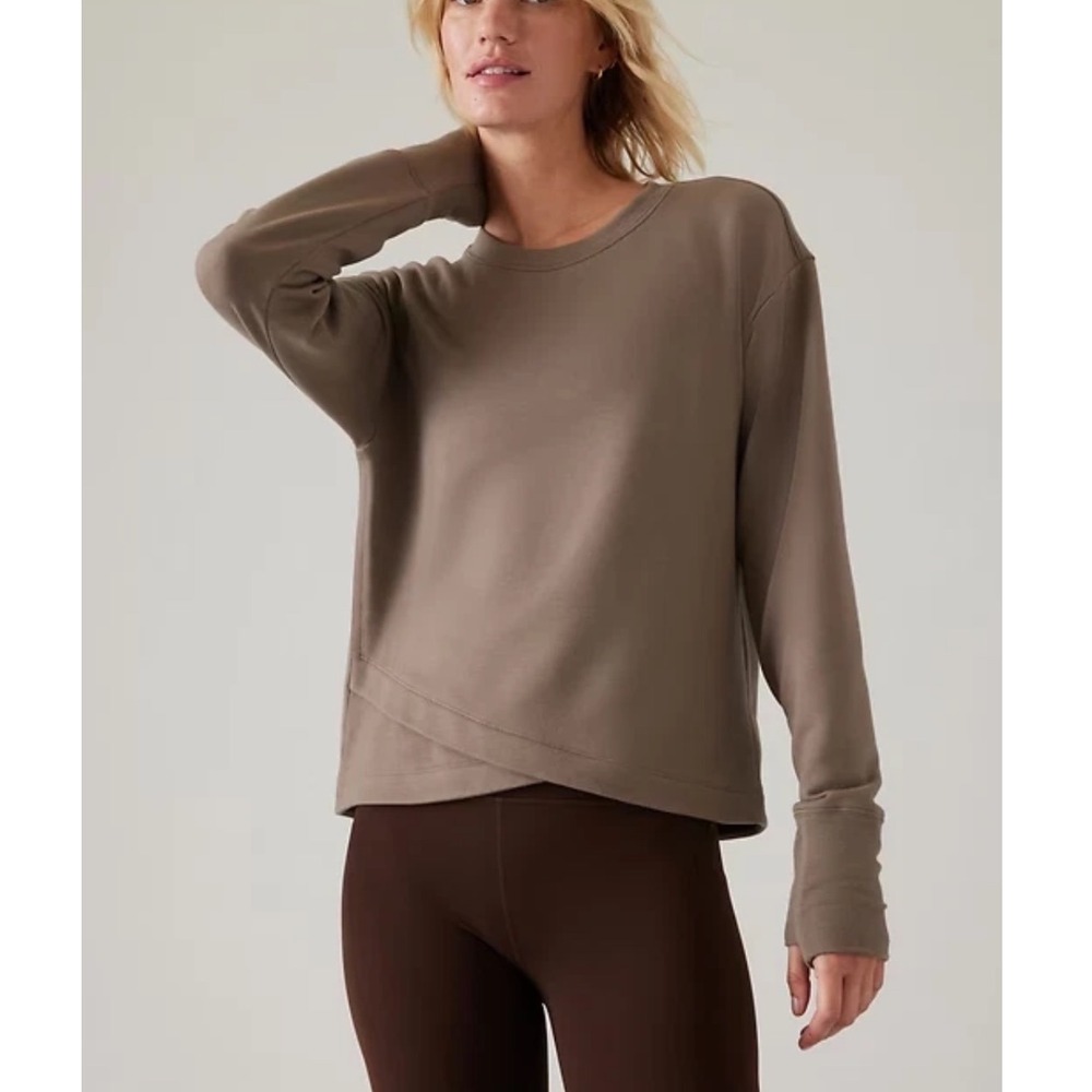 Athleta Solitude Sweatshirt XS Brown Crossover Tulip Hem Thumbhole Long Sleeve‎